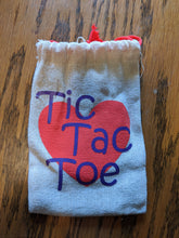 Load image into Gallery viewer, Valentine&#39;s Tic Tac Toe Bags
